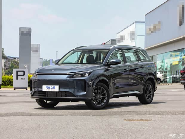 Livan E5 Plus: Увеличен запас хода и адаптивная подвеска Livan E5 Plus: Увеличен запас хода и адаптивная подвеска