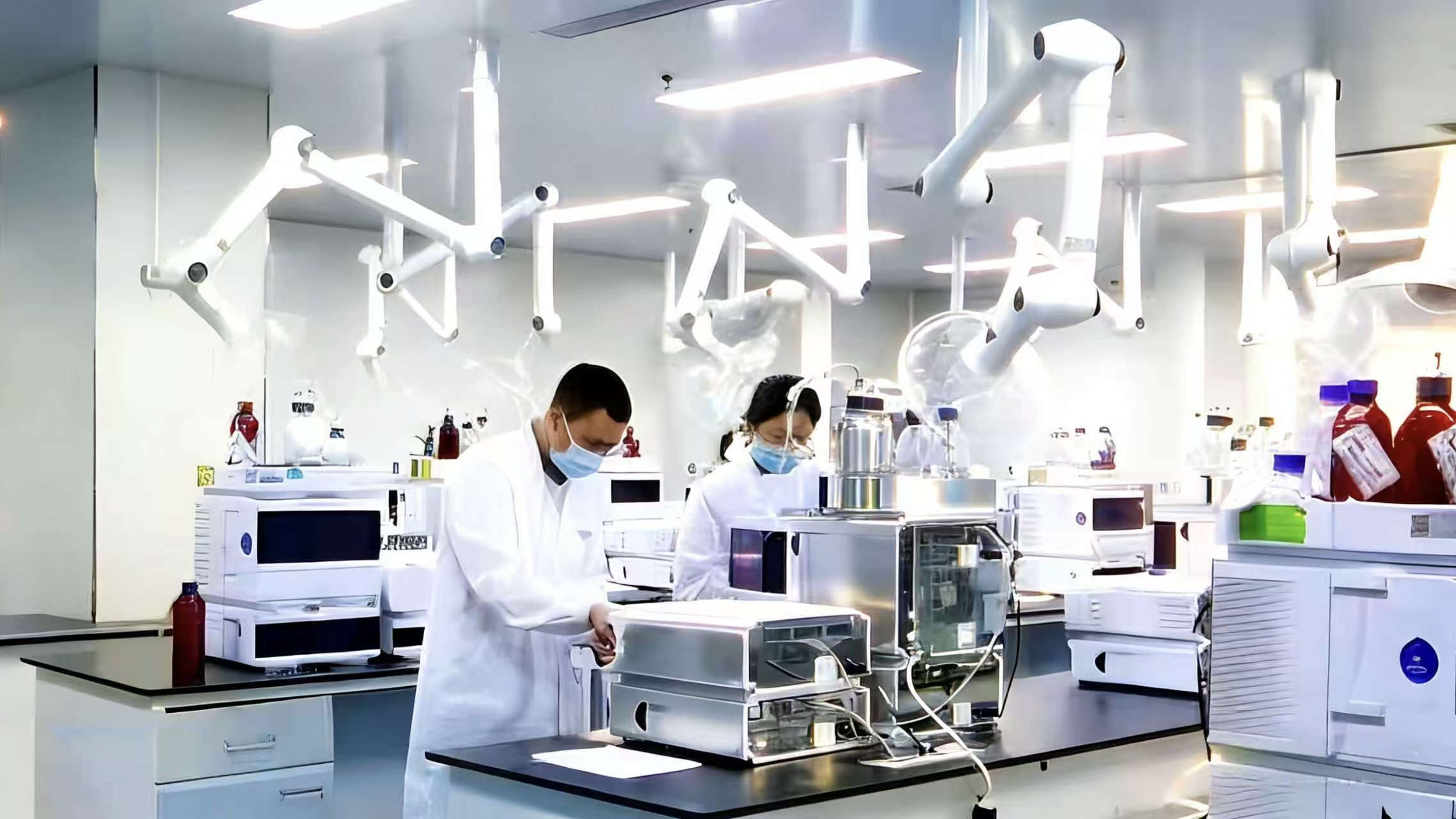 «Ни огня, ни взрыва»: Китай вводит жёсткие правила для батарей электромобилей — утверждены 294 стандарта