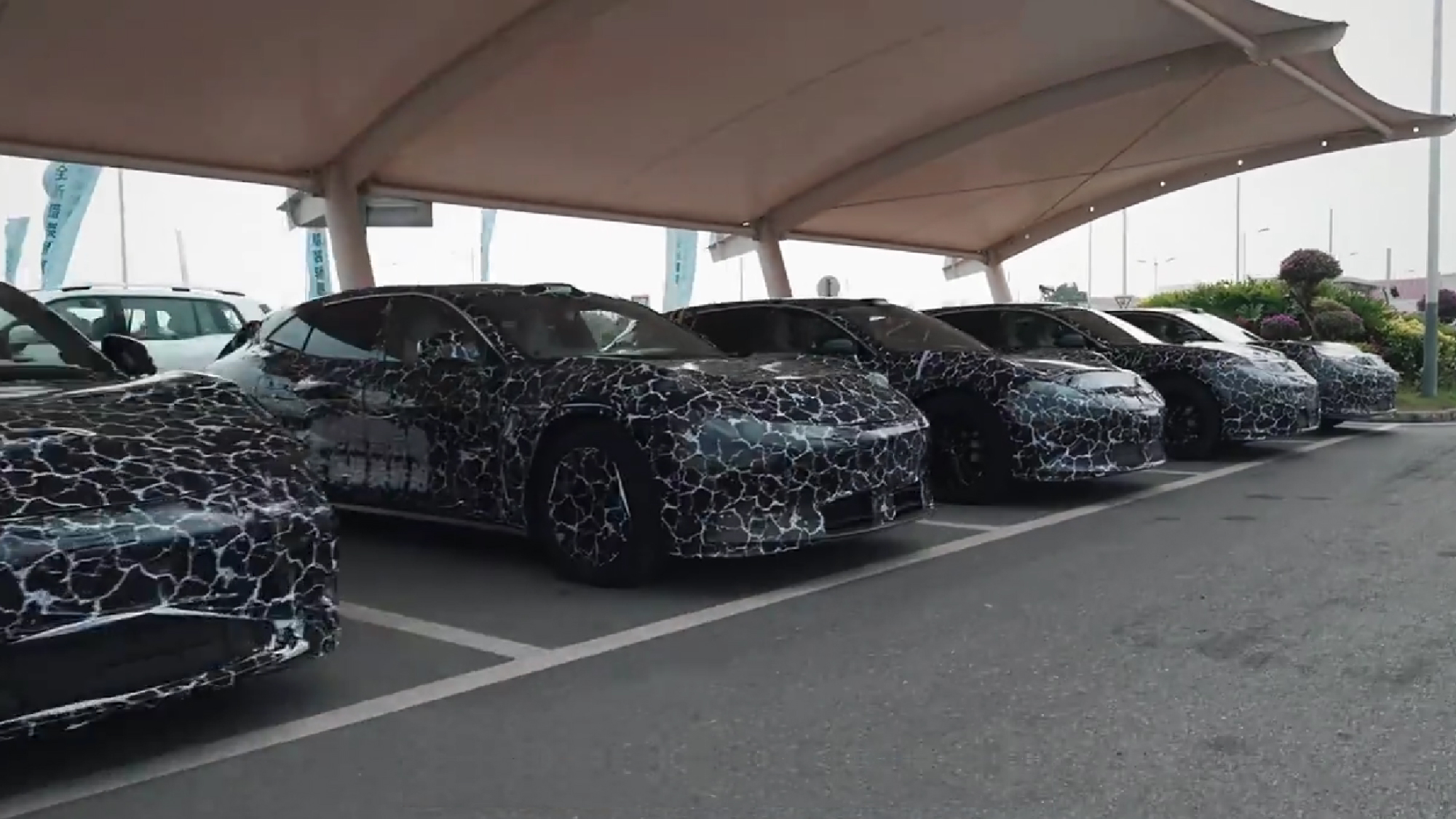 Первый совместный автомобиль Huawei и GAC — спортивный универсал с автопилотом уровня L3