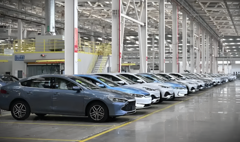 Прецедент от Китая: с 2026 года двухтонные электрокары обязаны укладываться в 15,1 кВт·ч/100 км