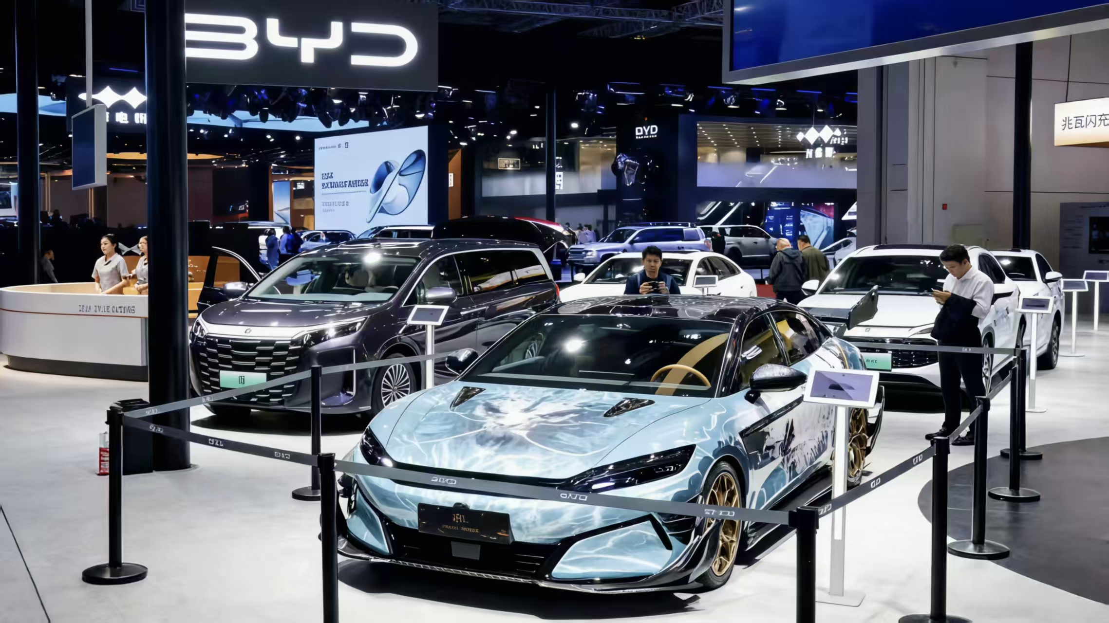 Перестановка в мире автогигантов 2025: Xiaomi и BYD захватили верхнюю четвёрку, Porsche вылетел из топ‑10